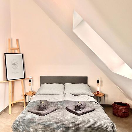 Ferienwohnung Modernes Loft Naehe Messeplatz, Ewerk Bahn Saarbrücken Exterior foto